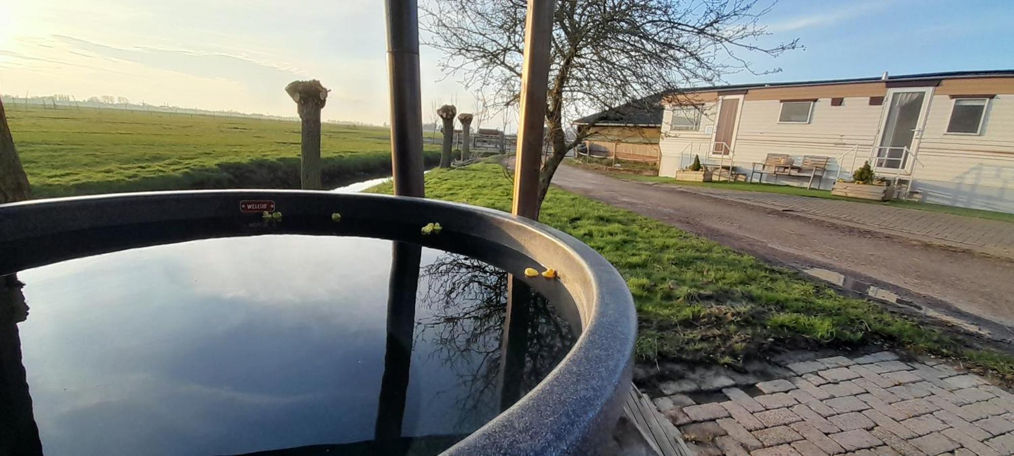 Stacaravan Op De Paardenboerderij Sneek Kültér fotó